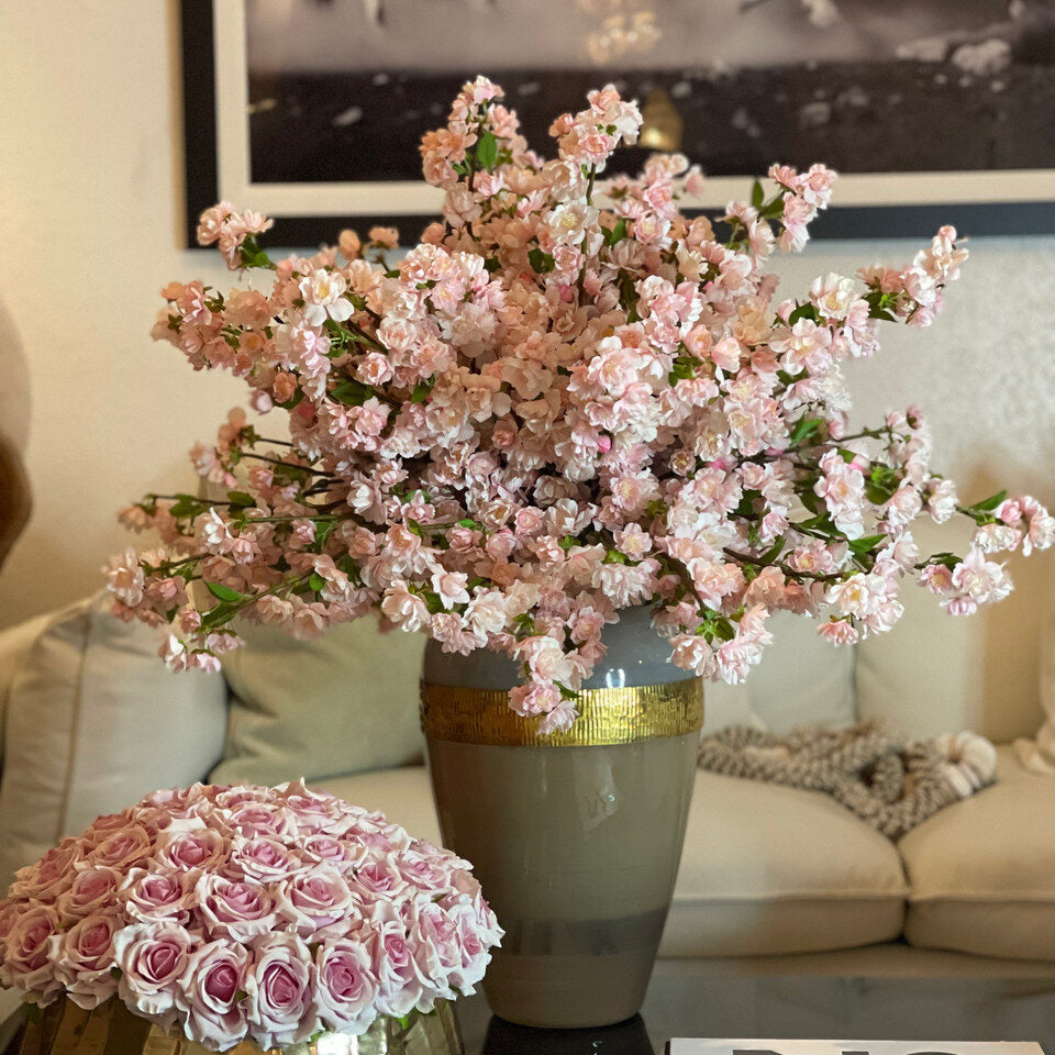 Goddess Vase with Cherry Blossoms (Burgundy 🟥 | Pink 🌸 | White ⚪)