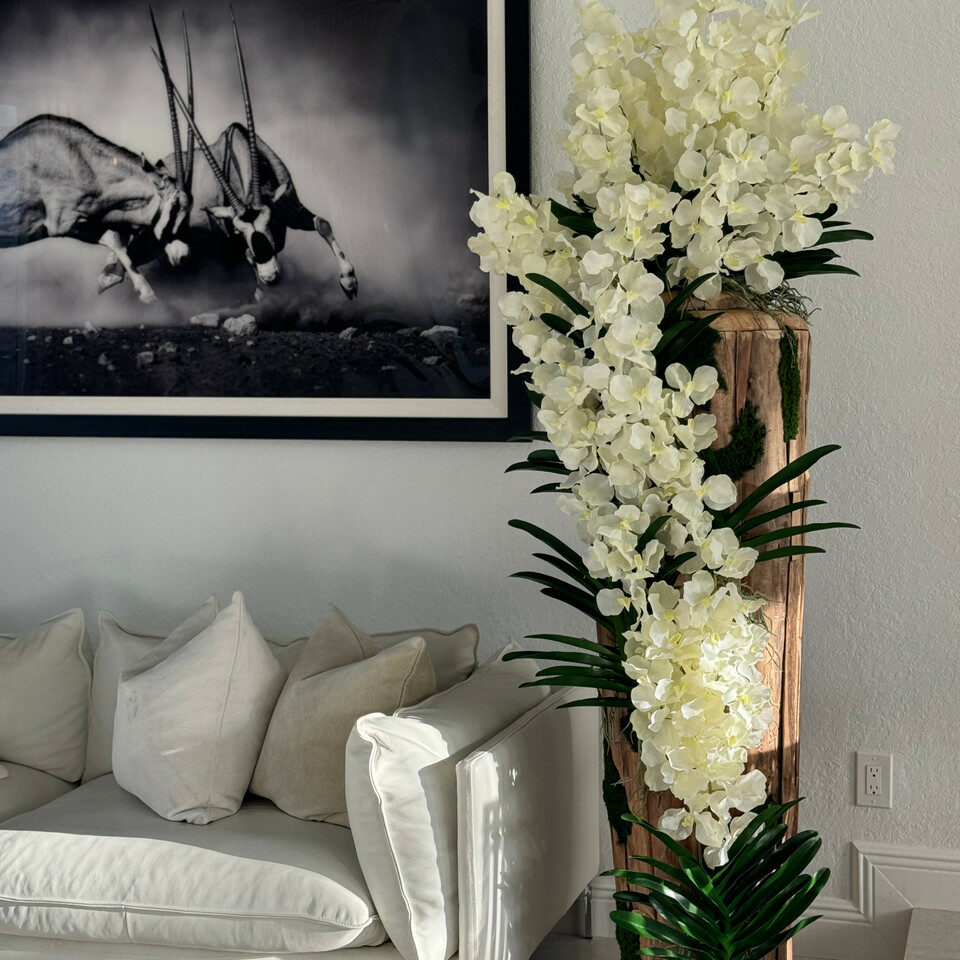 Large Live Edge Teak Vase with Vanda Orchids (White / Pink)