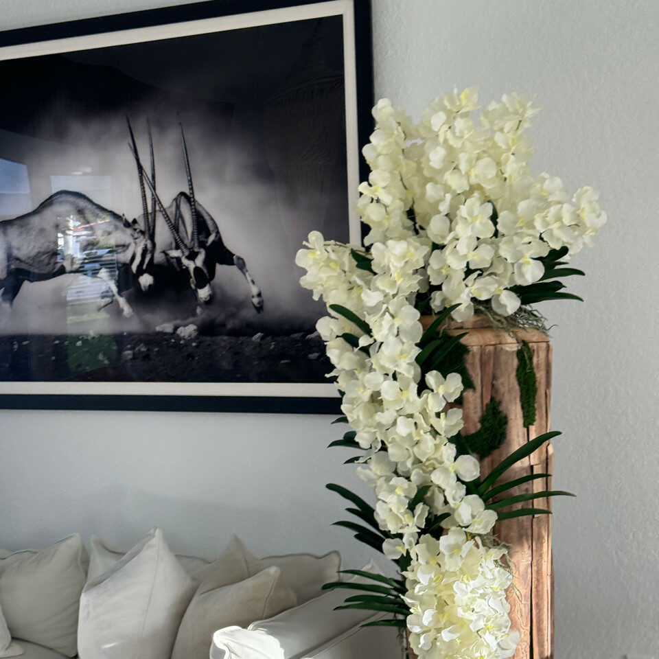 Large Live Edge Teak Vase with Vanda Orchids (White / Pink)